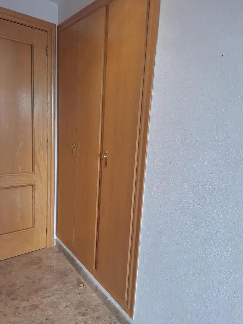 Dormitori de Pis de lloguer en Murcia amb Aire condicionat, Moblat i Balcó