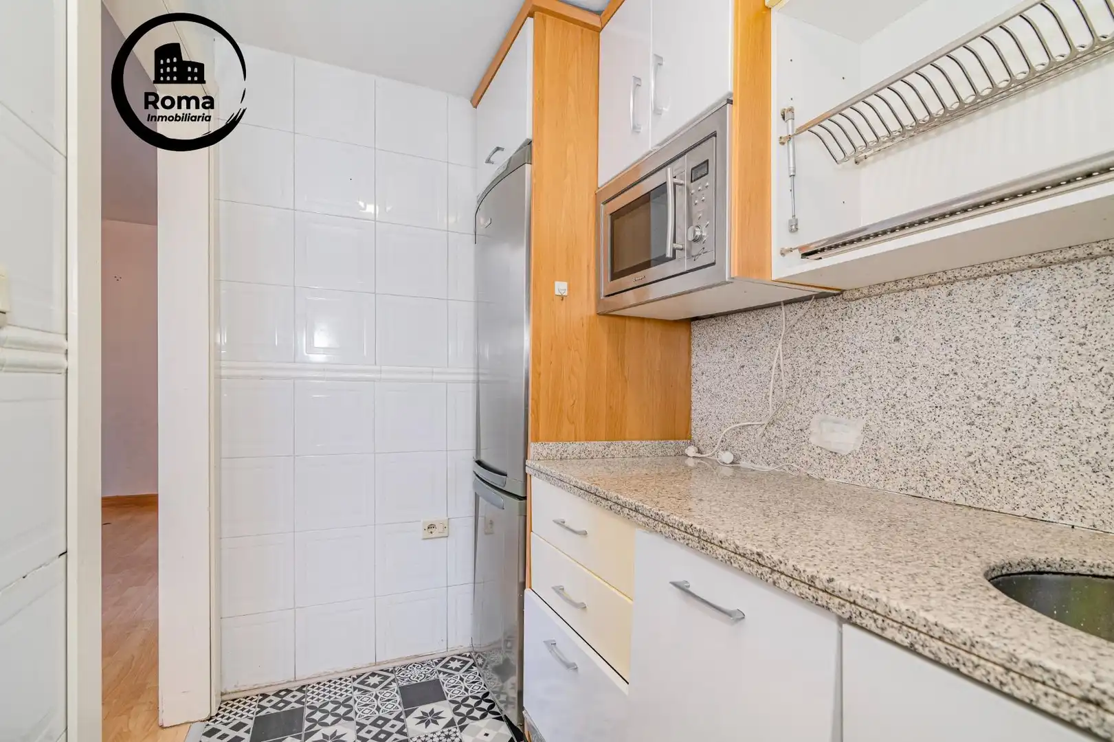 Cocina de Ático en venta en La Zubia con Aire acondicionado, Calefacción y Terraza