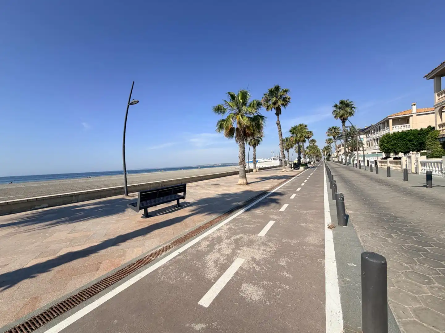 Ground floor with terrace to rent in Calle ARACELI, imagen 2