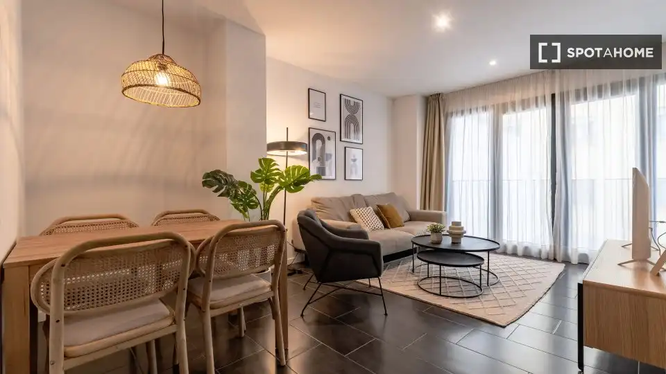Flat to rent in Sant Martí, imagen 2