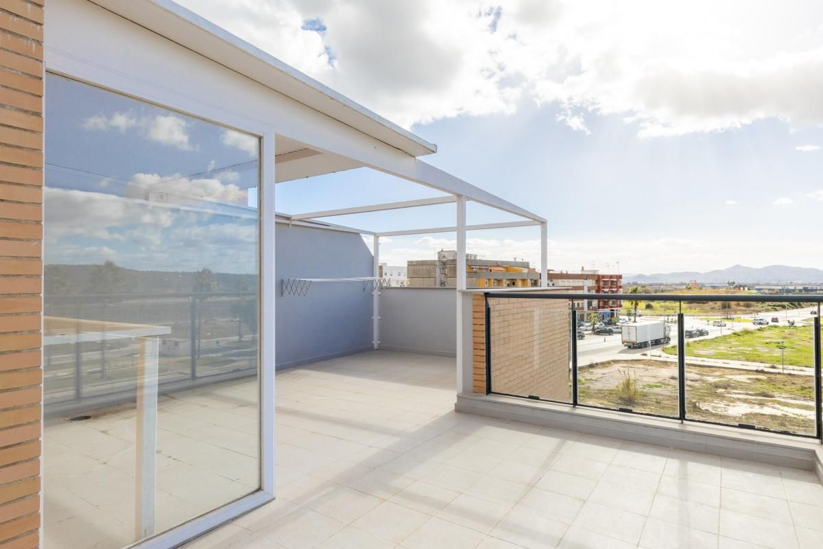 Attic for sale in Carrer del Camp de Morverdre, Alberic