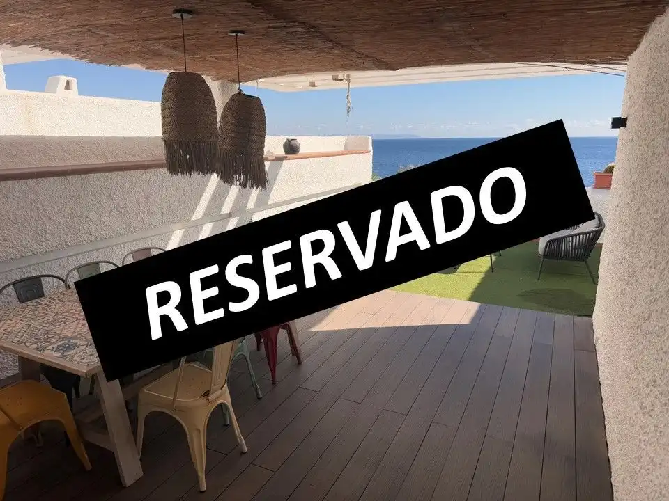 Piso en venta en Roquetas de Mar con Aire acondicionado, Terraza y Piscina comunitaria