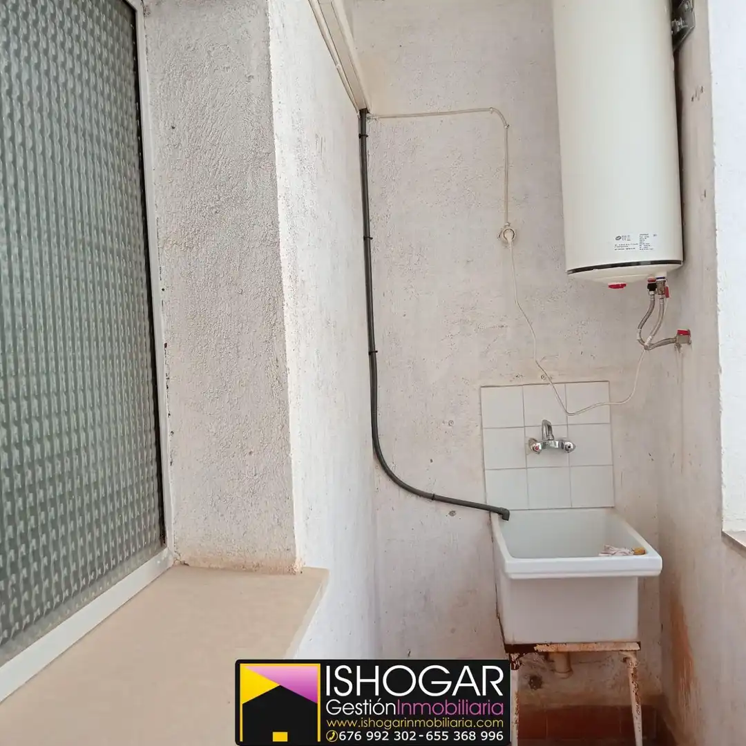 Bathroom of Flat for sale in Almuradiel  with Heating and Terrace