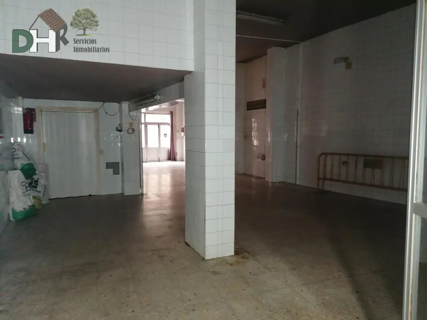 Business premises for sale in Casar de Cáceres, imagen 9