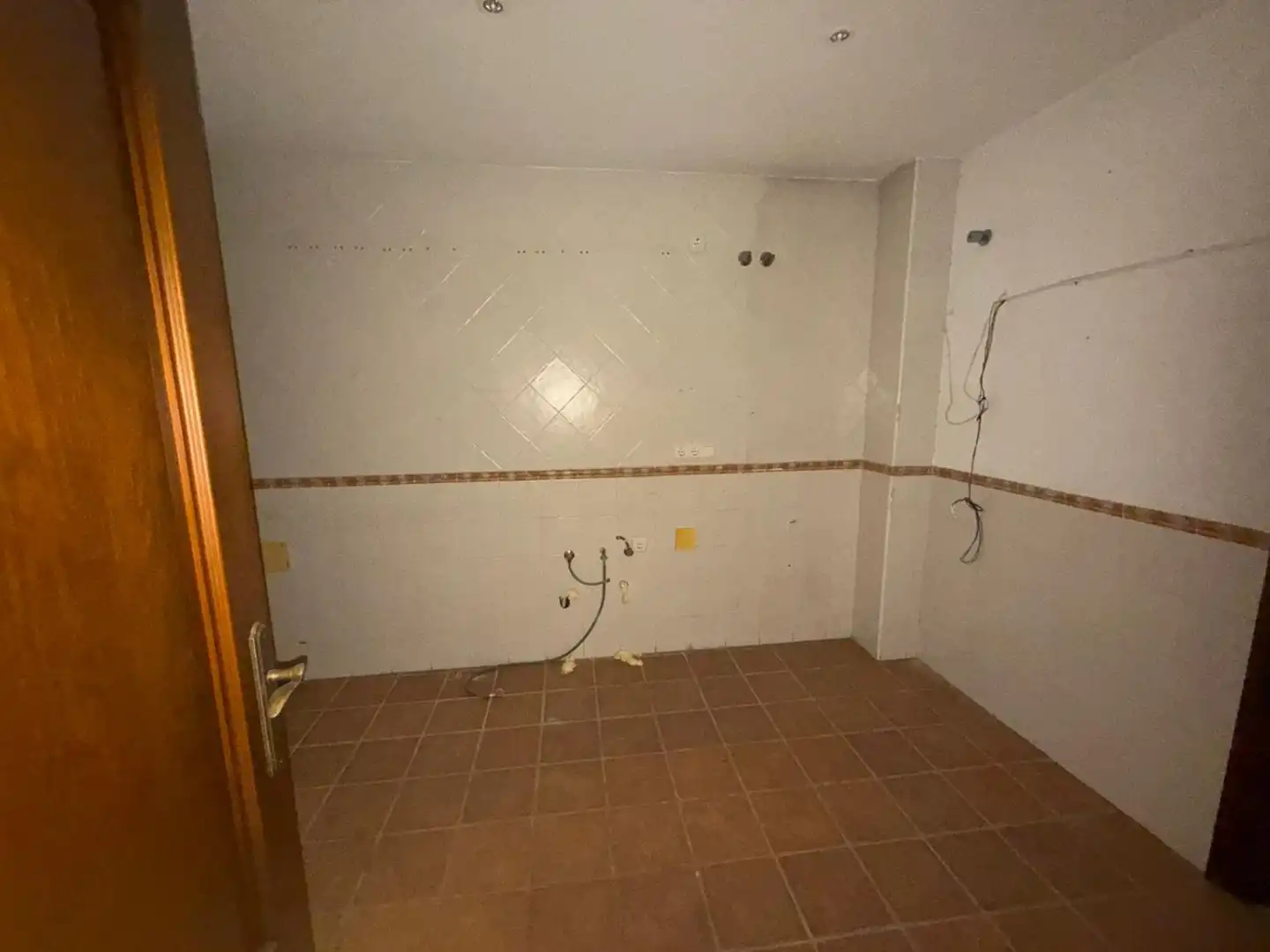 Cuina de Casa o xalet en venda en Marbella amb Calefacció, Jardí privat i Terrassa