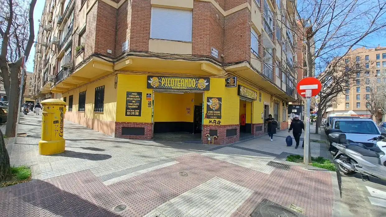Geschaftsraum zur Miete in Zaragoza