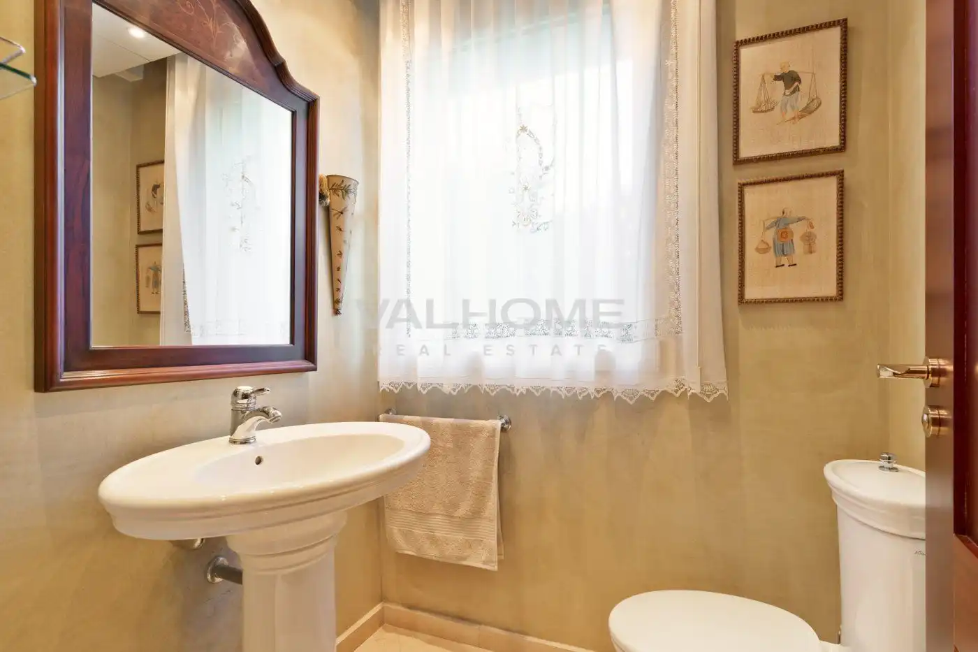 Baño de Casa o chalet en venta en Sant Cugat del Vallès con Aire acondicionado, Calefacción y Jardín privado