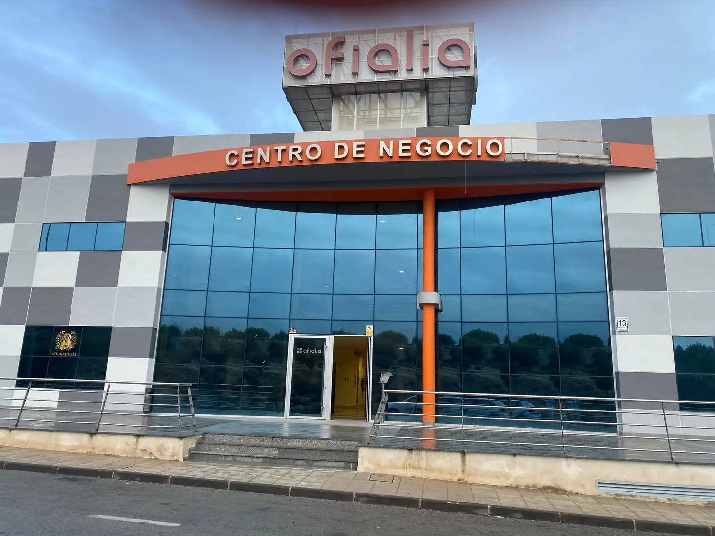 Business premises for sale in C/ Castillo De Monteagudo