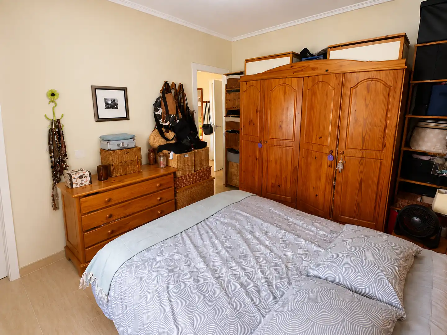 Habitación de Planta baja en venta en Alicante / Alacant con Aire acondicionado, Amueblado y Horno