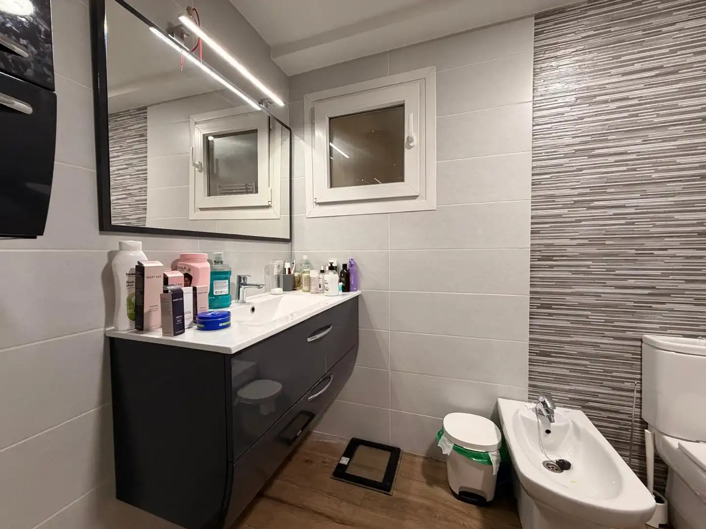 Baño de Piso en venta en Girona con Aire acondicionado, Calefacción y Terraza