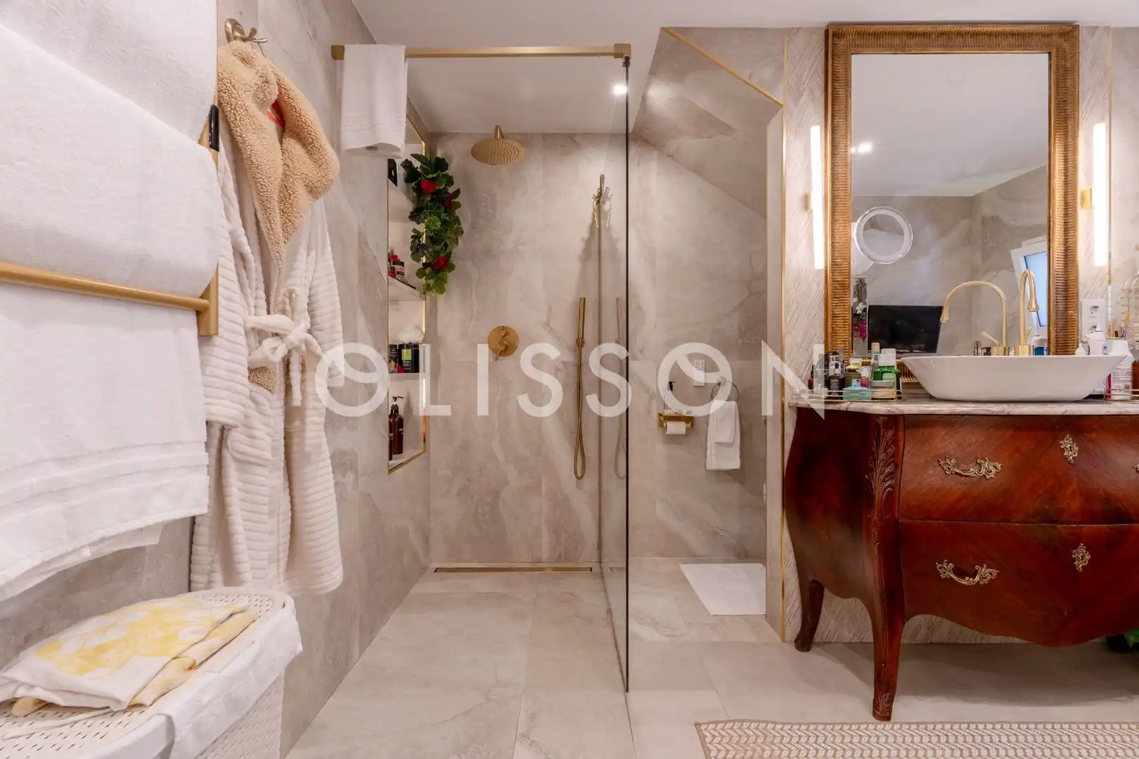 Baño de Casa o chalet en venta en Madrid con Aire acondicionado, Calefacción y Jardín privado
