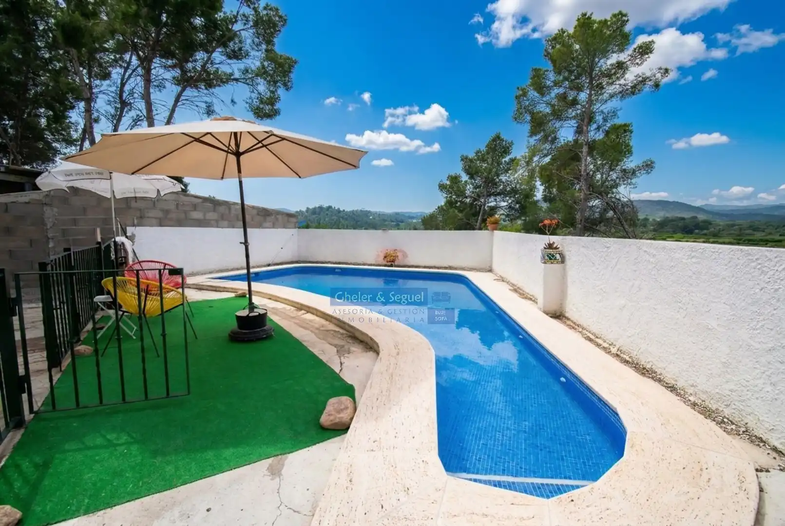 Swimming pool of Houses for sale in Alfara de la Baronia