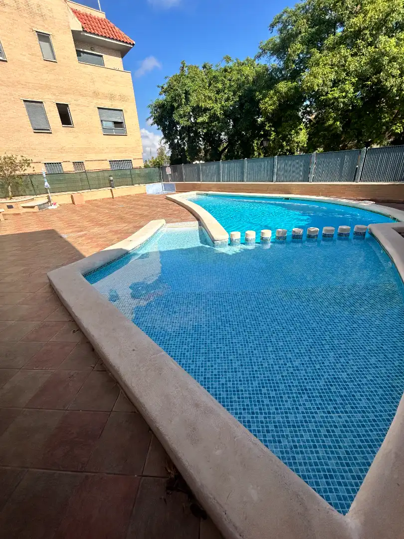Piscina de Piso de alquiler en Centro  