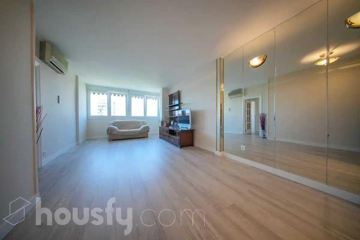 Sala de estar de Piso en venta en Hortaleza