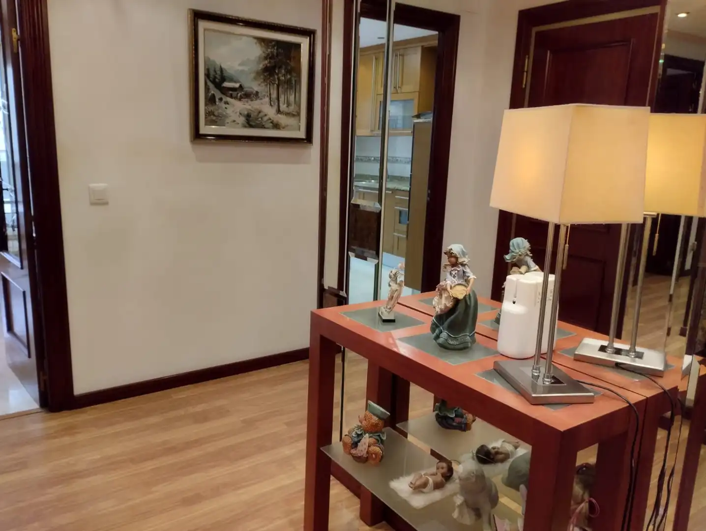 Pis en venda en  Logroño amb Calefacció, Parquet i Moblat