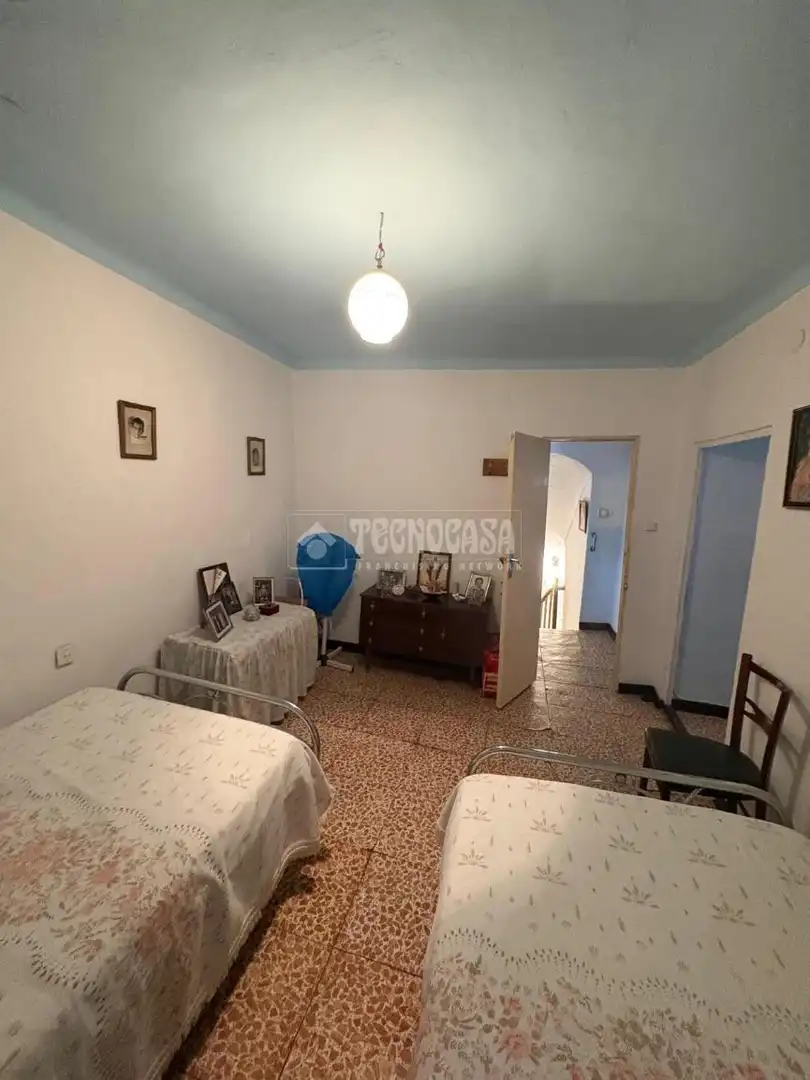Dormitori de Casa o xalet en venda en Marchena amb Traster