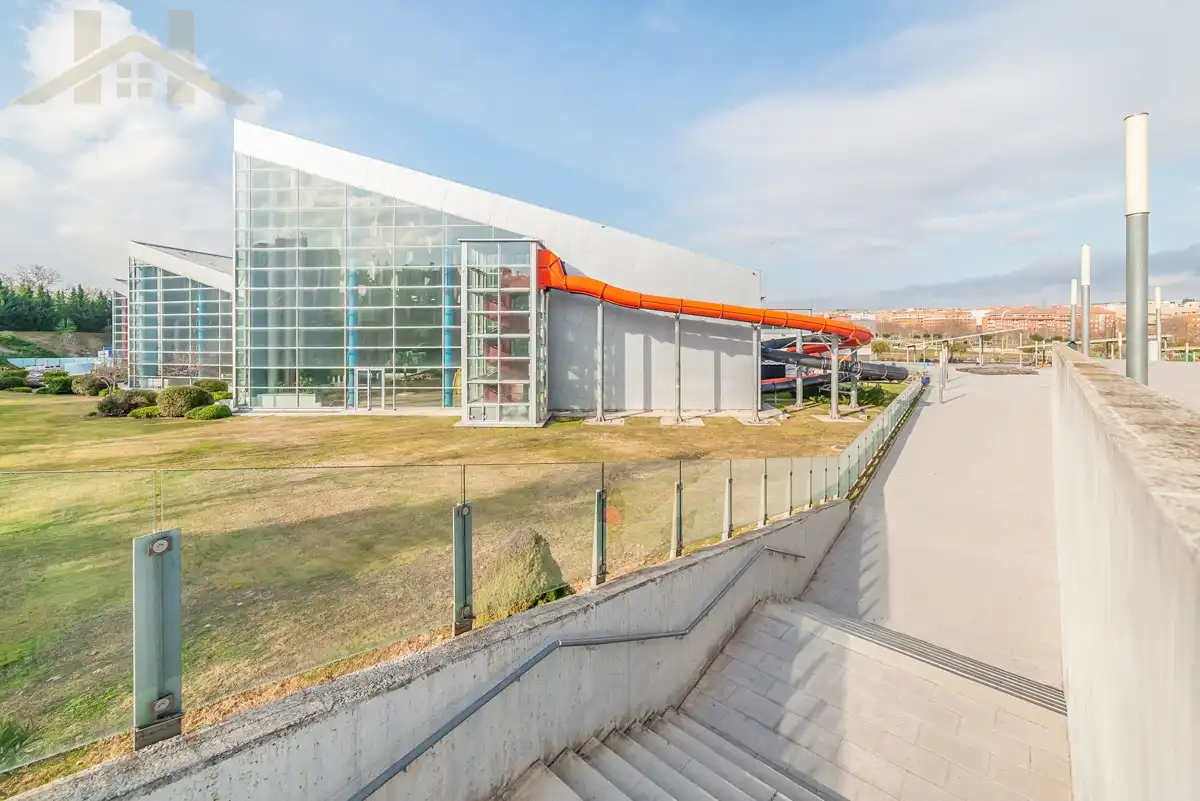 Vista exterior de Pis en venda en Alcobendas amb Aire condicionat, Calefacció i Traster