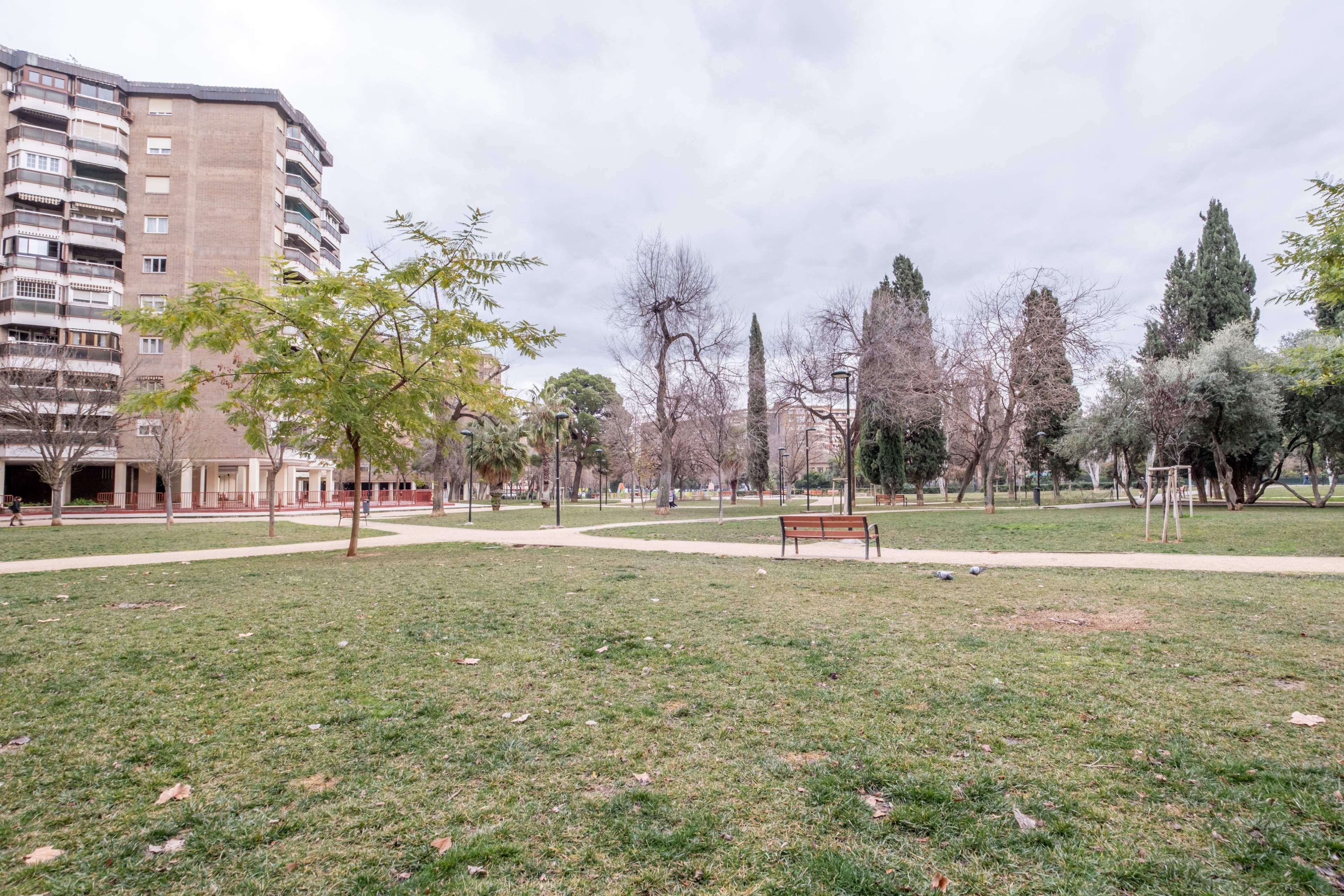 Vista exterior de Pis en venda en  Zaragoza Capital amb Aire condicionat i Terrassa