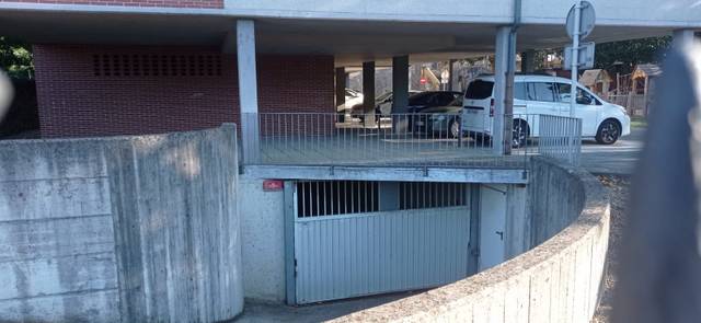 Garaje en Venta en Laskibar Bailara en Irura