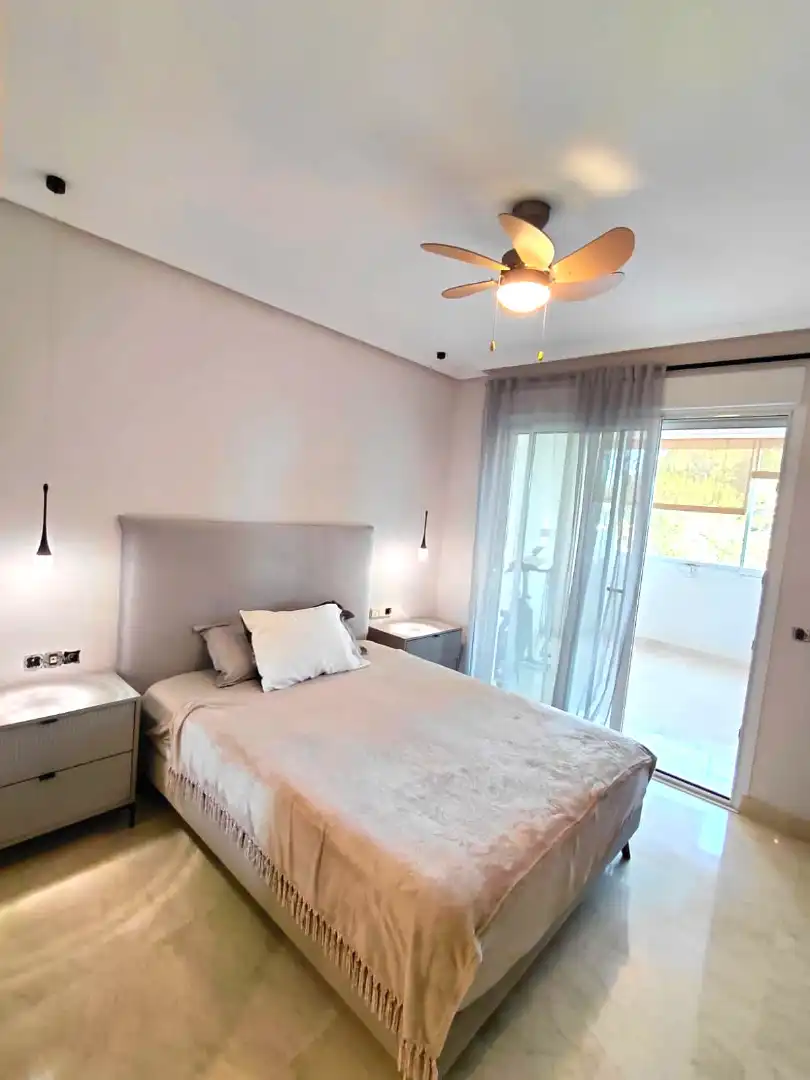 Habitación de Piso en venta en Marbella con Aire acondicionado, Calefacción y Terraza