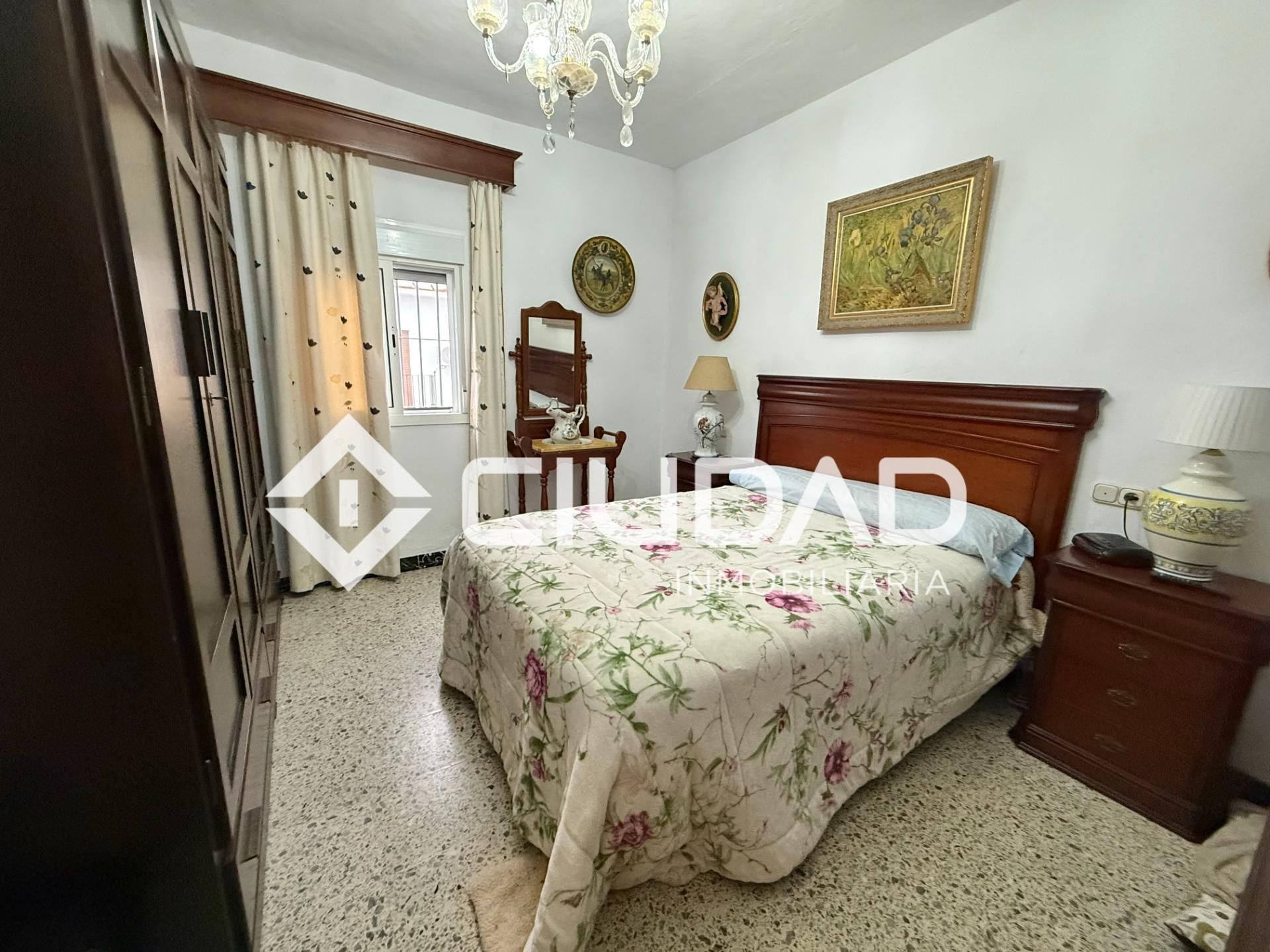 Schlafzimmer von Wohnungen zum Verkauf in Lebrija