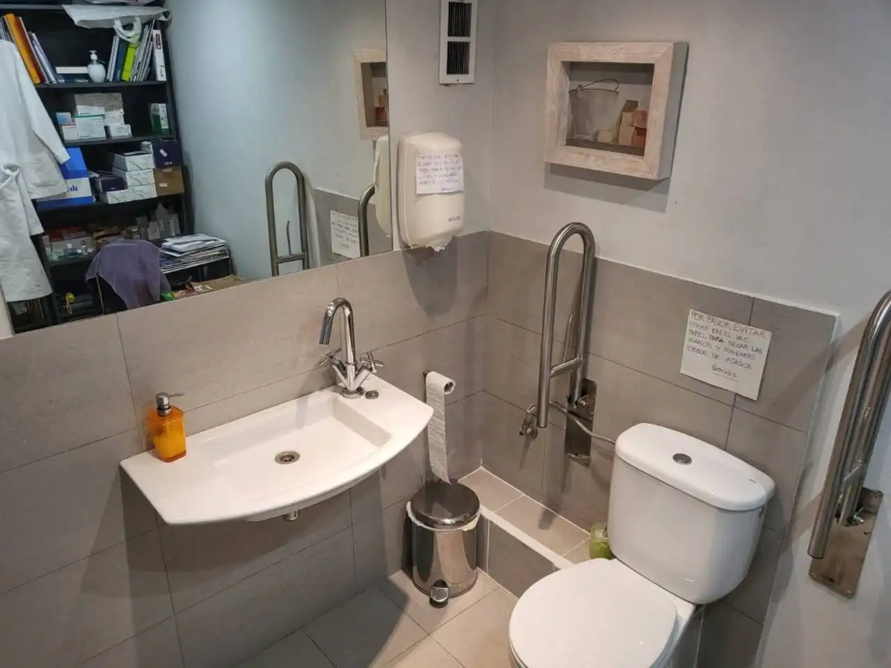 Baño de Piso en venta en Badalona con Aire acondicionado y Parquet