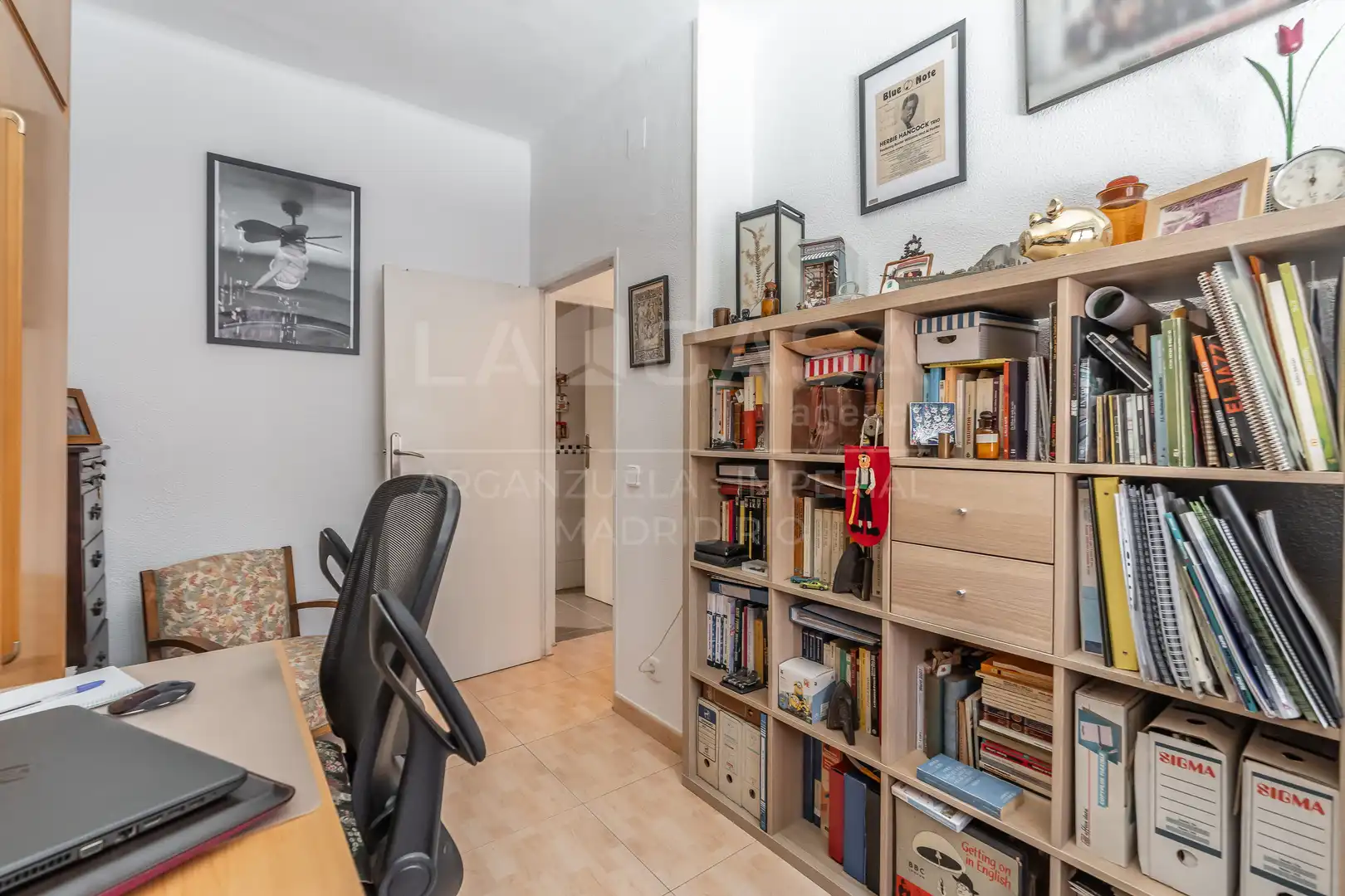 Piso en venta en Madrid con Calefacción y Trastero