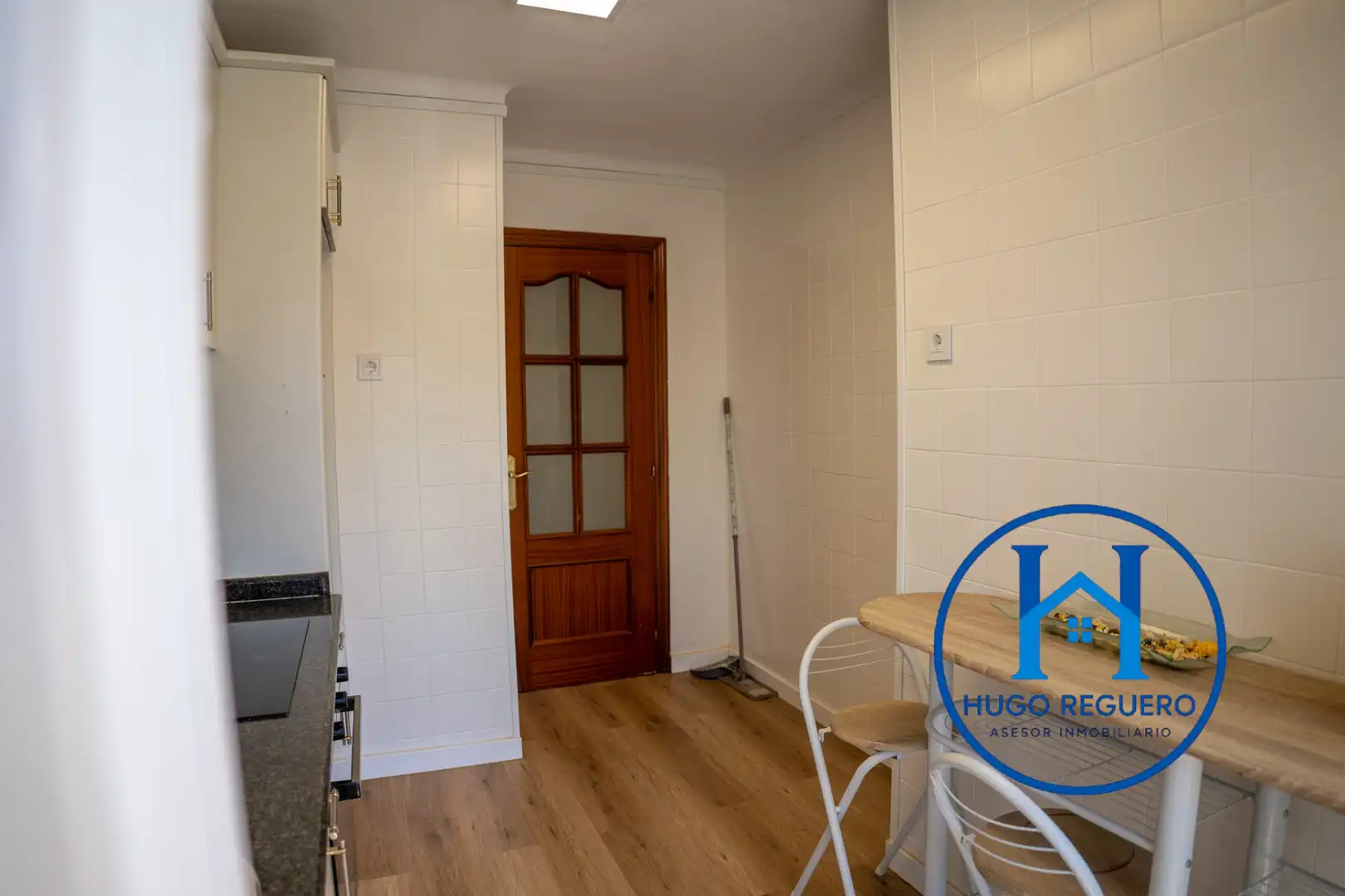 Kitchen of Flat for rent in Avilés  with Heating, Parquet flooring and Furnished