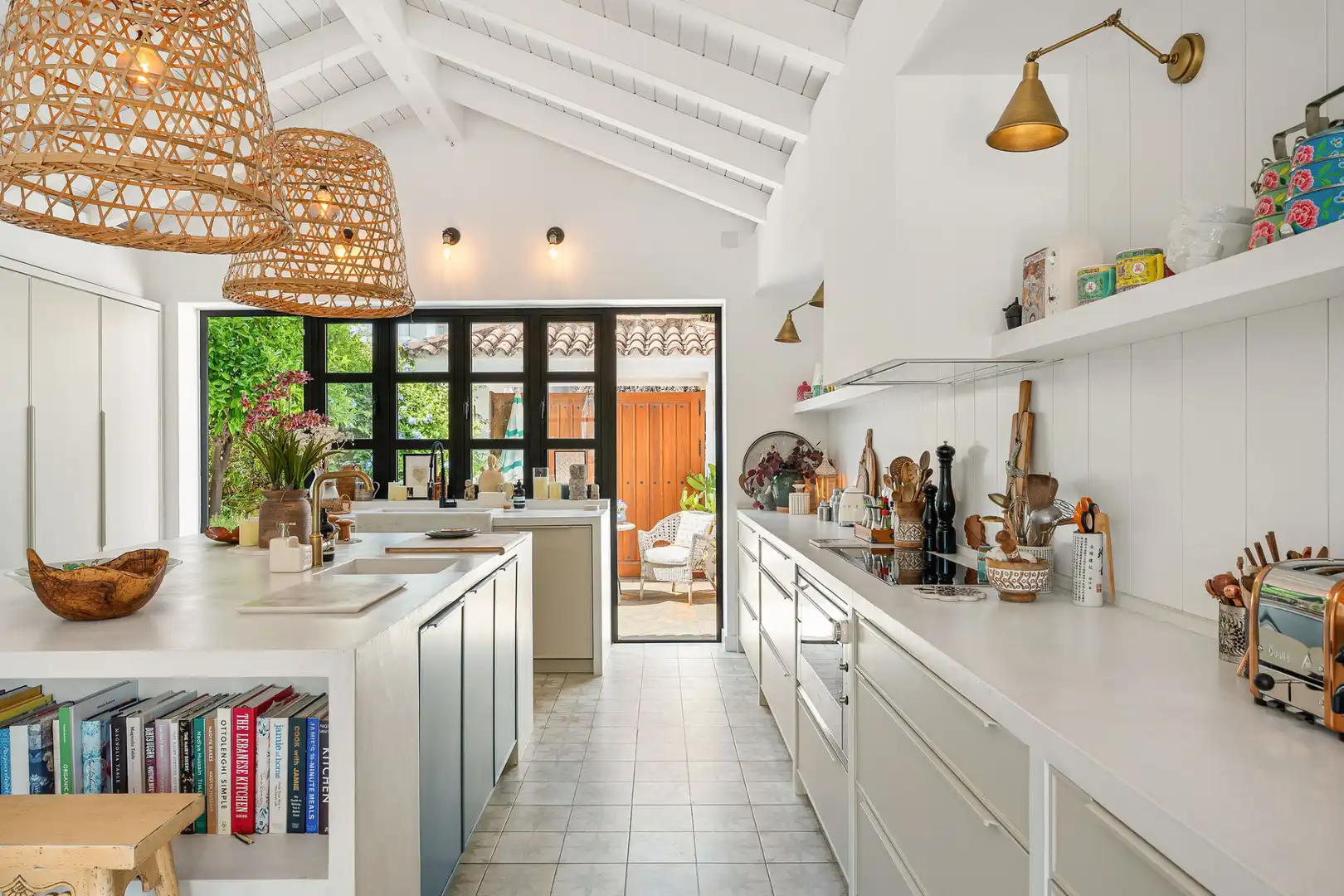 Cocina de Casa o chalet en venta en Marbella con Aire acondicionado, Jardín privado y Terraza