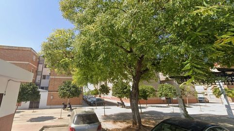 Foto 3 de Piso en venta en Calle Abeto, Centro - Doña Mercedes, Dos Hermanas