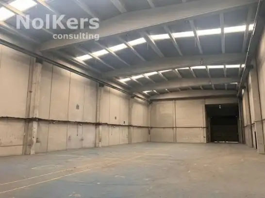 Nave industrial de alquiler en L'Hospitalet de Llobregat con Calefacción