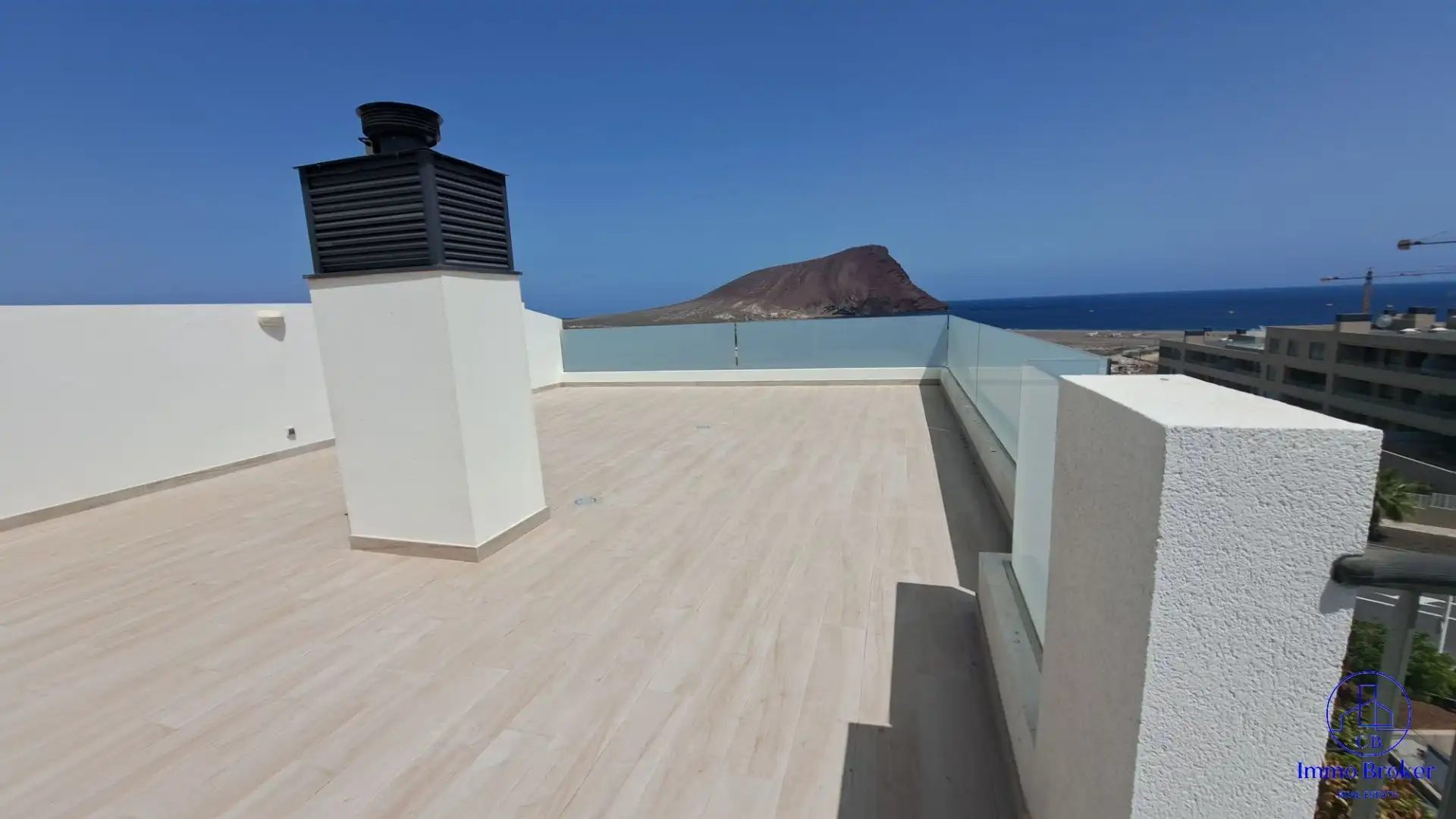Penthouse with pool for sale in Los Abrigos, imagen 2