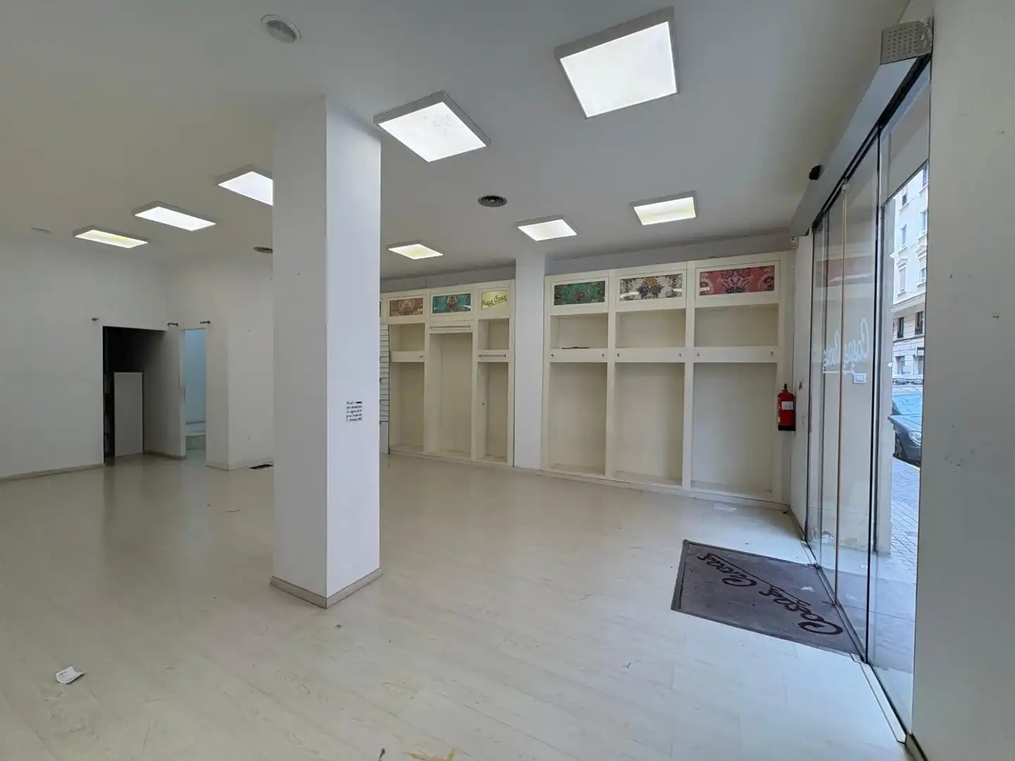 Business premises to rent in Valencia - CL CIRILO AMOROS, imagen 2