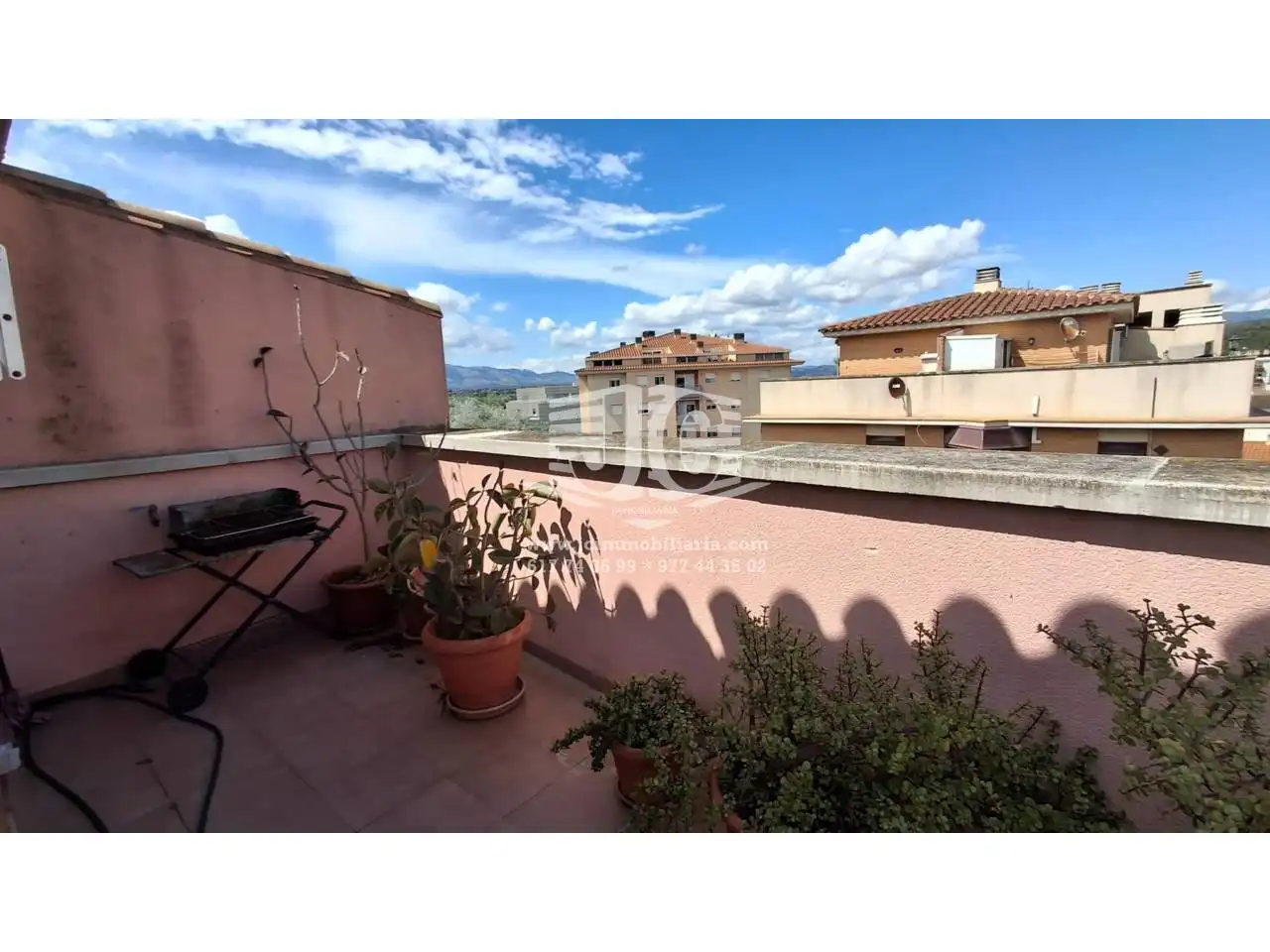 Vista exterior de Ático de alquiler en Tortosa con Aire acondicionado, Terraza y Amueblado