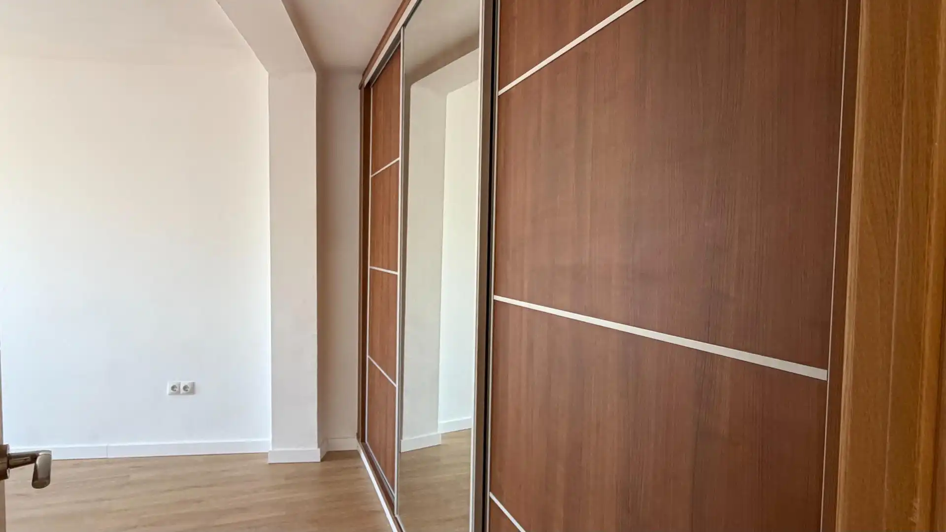 Bedroom of Flat for sale in Paterna  with Air Conditioner, Parquet flooring and Terrace