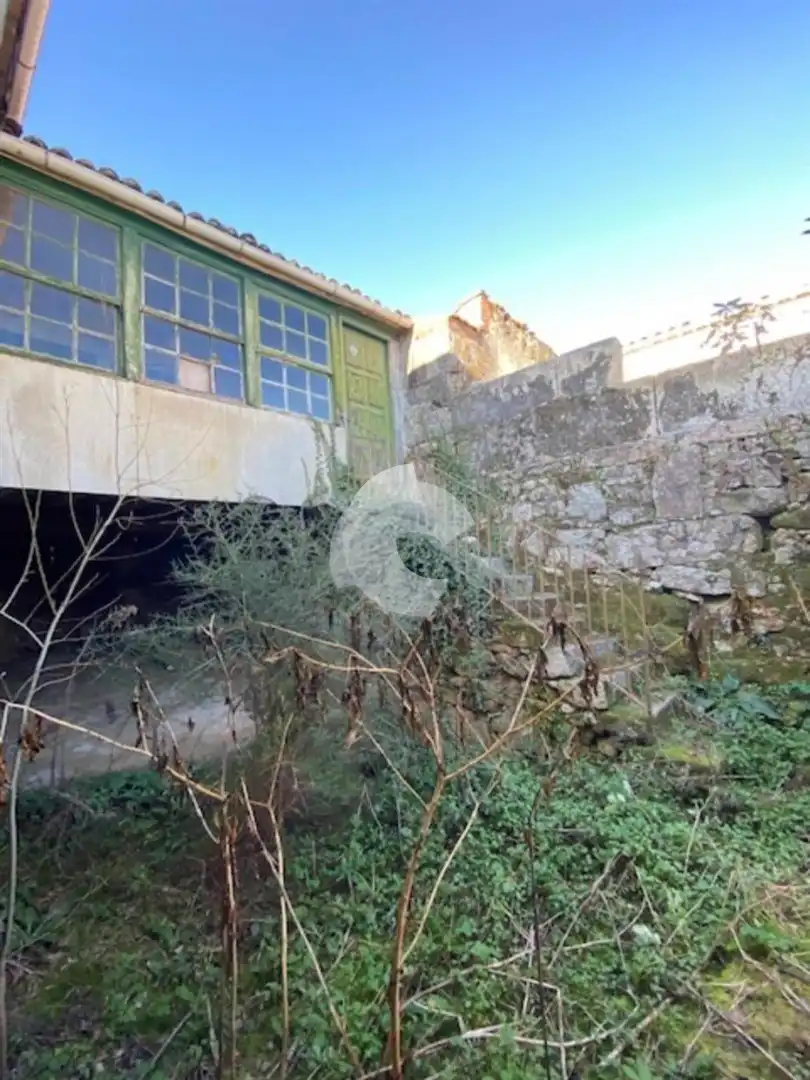 Casa amb jardí en venda a Entrimo, imagen 5