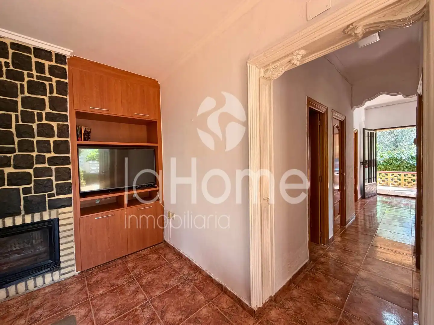 Haus oder Chalet zum Verkauf in Paterna mit Klimaanlage, Privatgarten und Terrasse