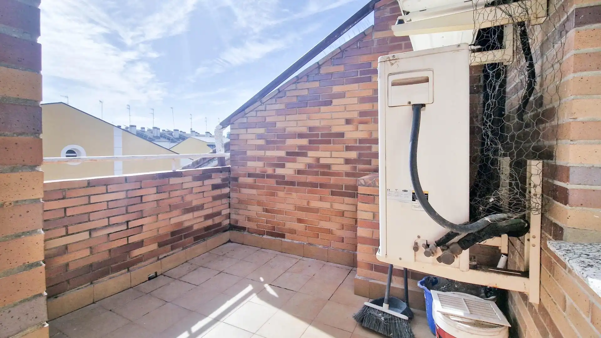 Terrassa de Casa adosada en venda en Badajoz amb Aire condicionat, Jardí privat i Terrassa