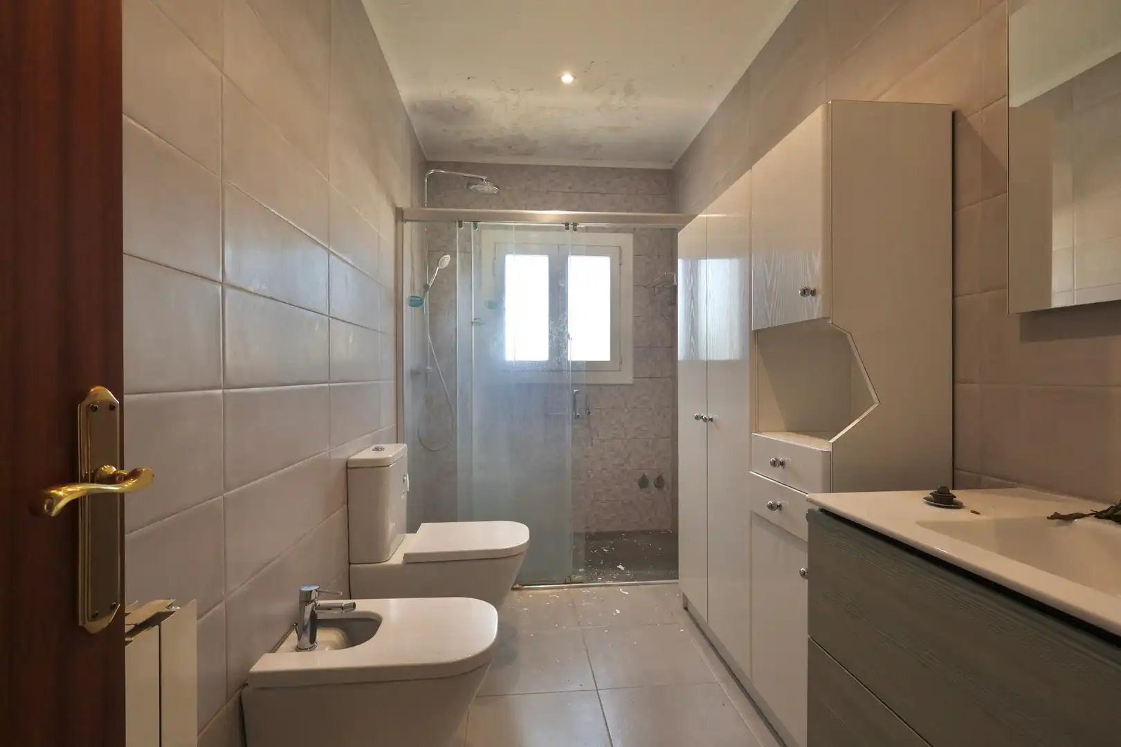 Badezimmer von Country house zum Verkauf in Vidreres