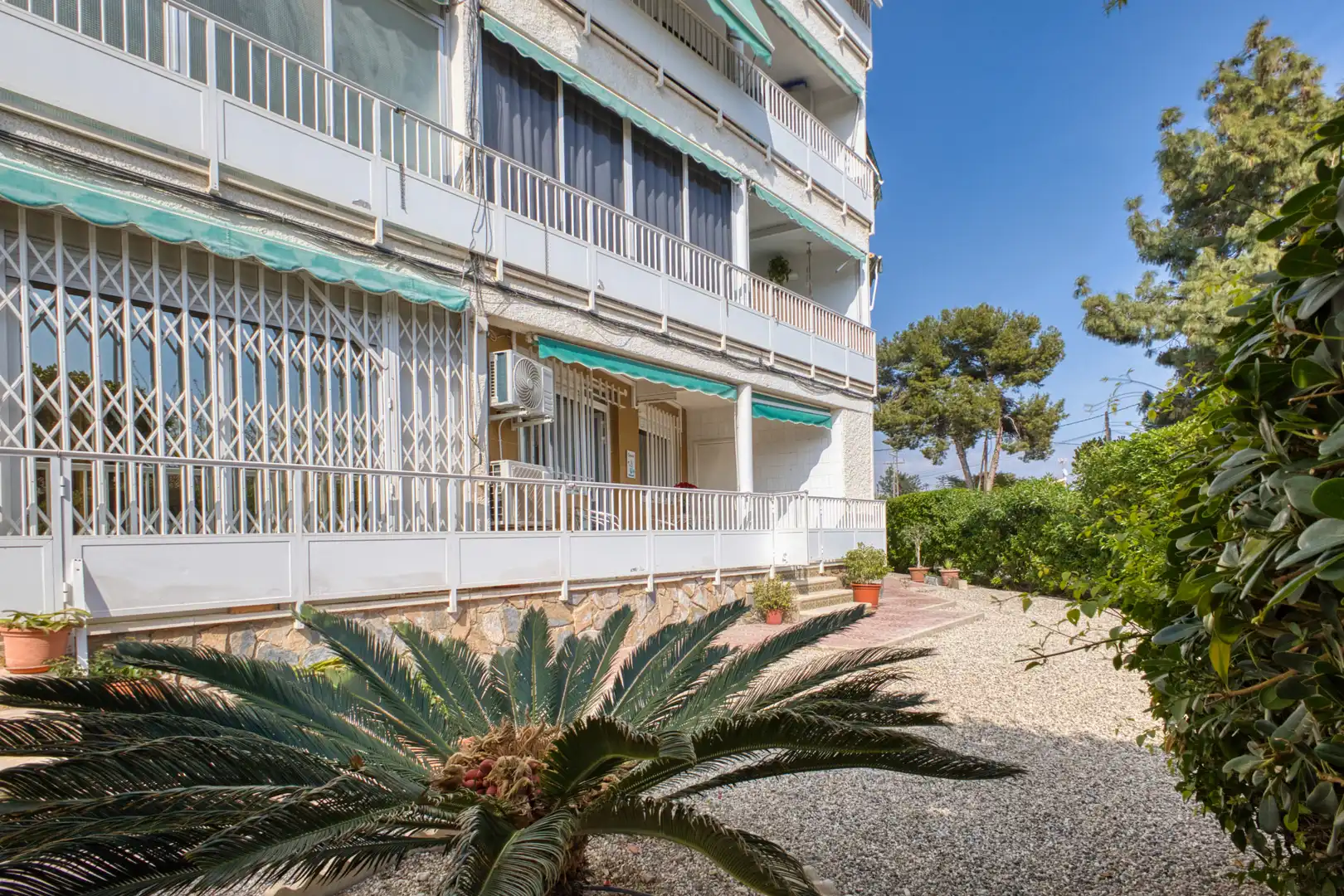 Exterior view of Flat for rent in El Campello  with Air Conditioner, Heating and Private garden