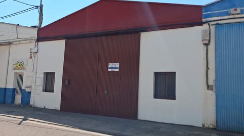 Foto 2 von Fabrikhallen zur Miete in Calle Utebo, Monzalbarba, Zaragoza Capital