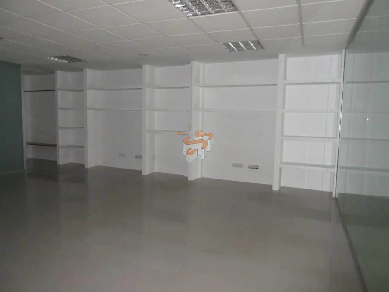 Local commercial à vendre à Fene, imagen 10