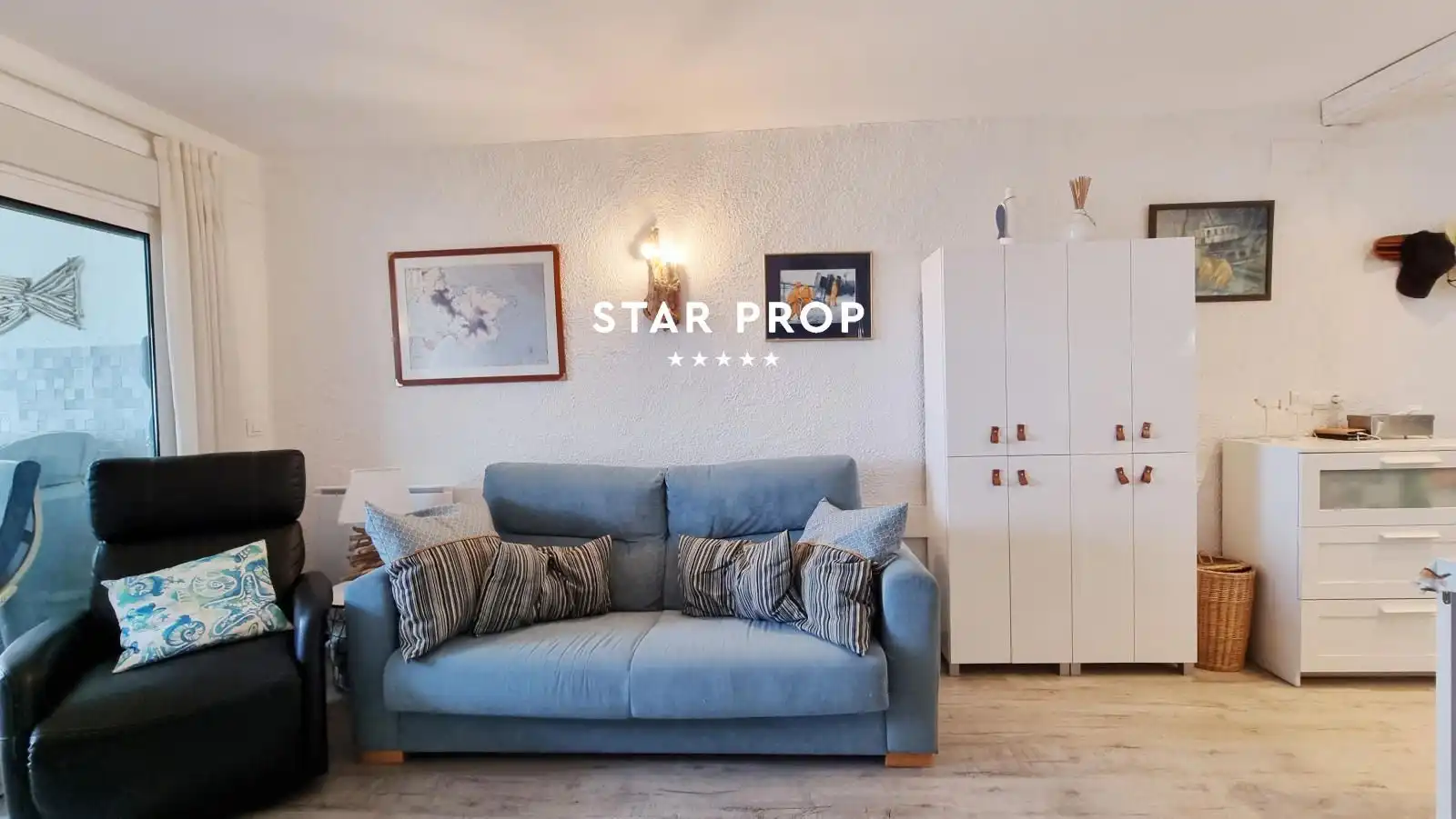 Living room of Flat for sale in Llançà  with Heating, Terrace and Storage room