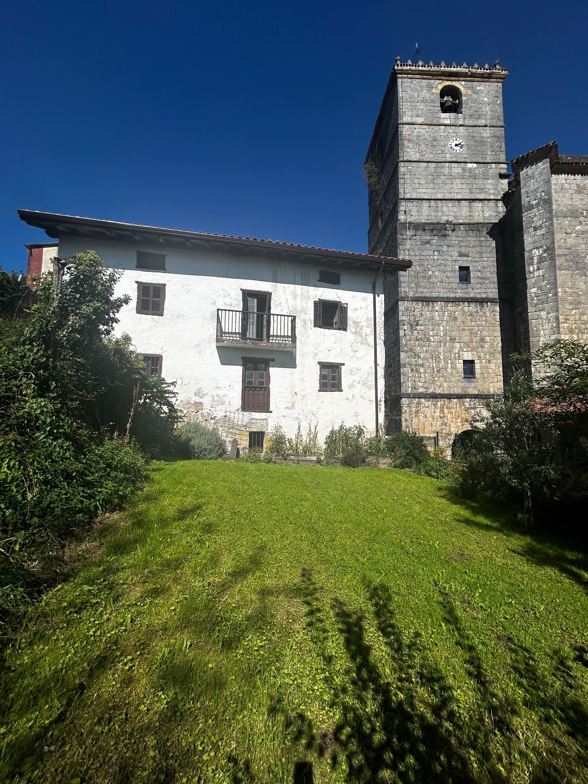 Vista exterior de Casa o xalet en venda en Aia amb Jardí privat