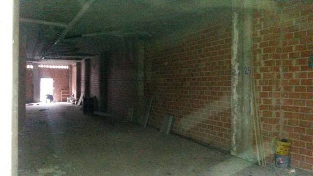 Local comercial en Alquiler en Calle de Miguel Servet, 94 en La Granja