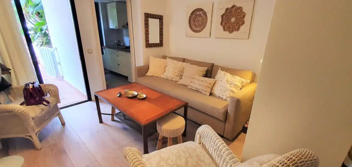 Sala de estar de Apartamento en venta en Sotogrande con Aire acondicionado, Calefacción y Terraza