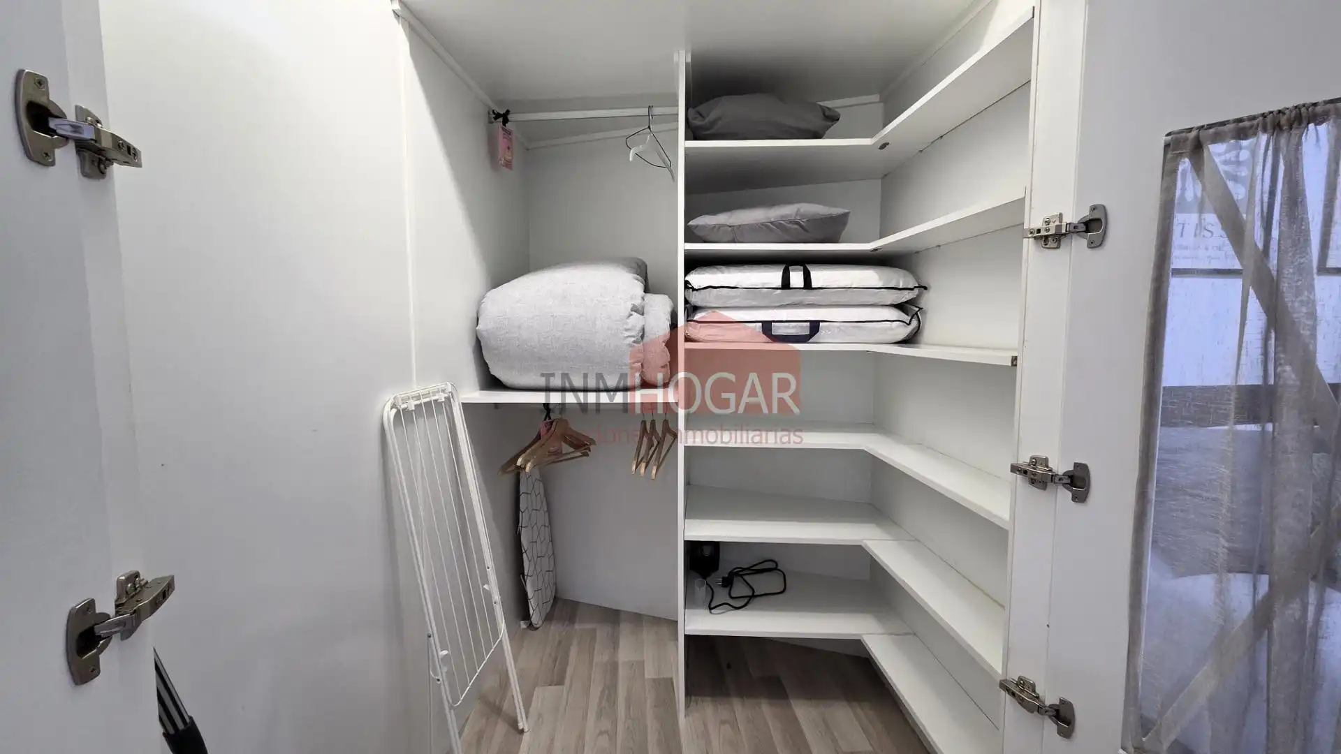 Habitación de Piso en venta en Ávila con Calefacción y Amueblado