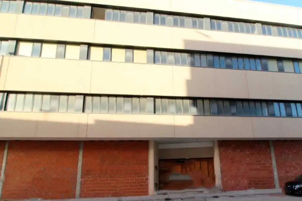 Buildings for sale in Estación - Los Manantiales