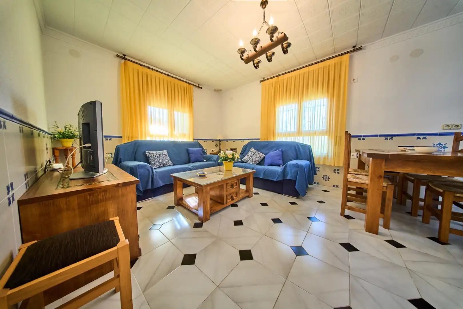 Sala de estar de Casa o chalet en venta en Cádiar con Jardín privado, Terraza y Trastero
