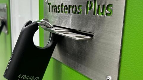 Photo 3 of Box room to rent in Calle Decano Antonio Zedano, 11, El Pinillo, Málaga